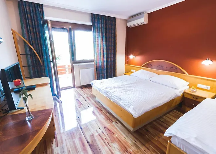 Ξενοδοχείο Smuk 3*